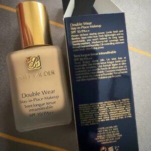 Estée Lauder Double Wear Stay-in-Place Makeup SPF 10/PA++